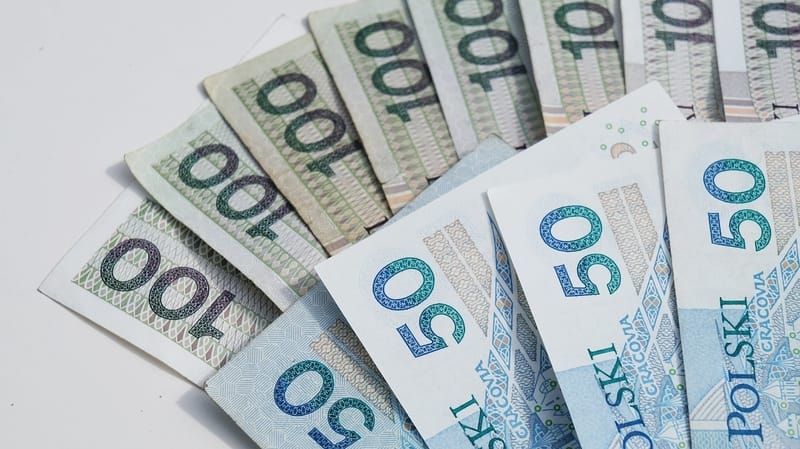 Pożyczka dla zadłużonych z zajęciem komorniczym - czy to możliwe?